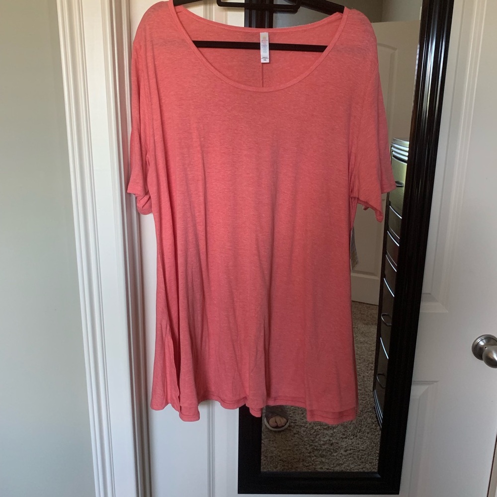 NWT Coral LuLaRoe Perfect T